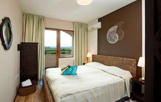 Апарт-отели Sunrise All Suites Resort- All Inclusive Обзор Апартаменты с 1 спальней и балконом-1